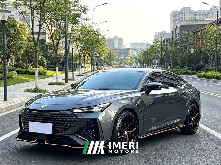 Changan UNI-V 2.0T sharp version