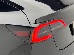 Tesla Model 3 Rear-Wheel Drive - ფოტო 18