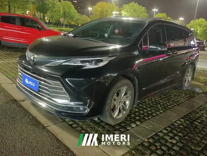 Toyota Sienna 2.5L Hybrid Comfort Edition - ავტომობილი ჩინეთიდან