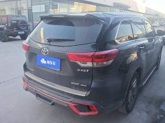 Toyota Highlander 2.0T AWD Premium 7-Seater - photo 3