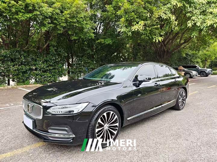 Volvo S90 B5 Intelligent Luxury Edition - ავტომობილი ჩინეთიდან