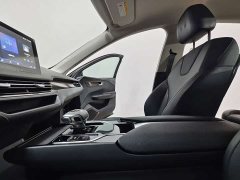 FAW Red Flag E-QM5 Facelift Base Mobility Edition - ფოტო 11
