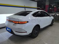 BYD Qin PLUS DM-i Smart Drive Edition 55KM Leading - фото 3