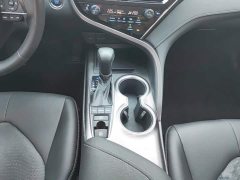 Toyota Camry 2.0S Sharp Luxury Edition - ფოტო 16