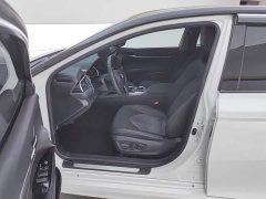 Toyota Camry 2.0S Sharp Luxury Edition - ფოტო 9