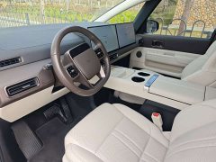 Li Auto Li Xiang MEGA Ultra - ფოტო 12