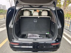 Li Auto Li Xiang MEGA Ultra - ფოტო 14