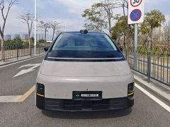 Li Auto Li Xiang MEGA Ultra - ფოტო 2