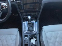Volkswagen Magotan 2 Million Units Commemorative Edition 330TSI DSG Leading Version - photo 16