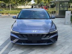 Hyundai Elantra 1.5L CVT Luxury - фото 2