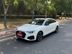 Audi A4L 40 TFSI Luxury Dynamic - ფოტო 1