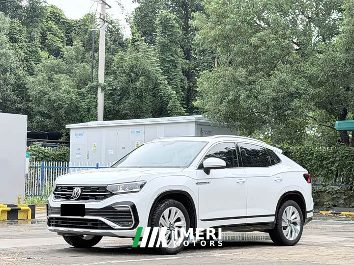 Volkswagen Taos X 330TSI FWD Luxury Smart Connected Edition