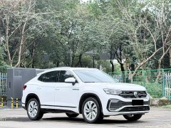 Volkswagen Taos X 330TSI FWD Luxury Smart Connected Edition - фото 3