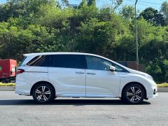 Honda Odyssey 2.0L Sharp Smart Enjoy Edition - ფოტო 17