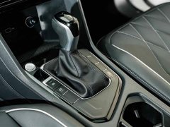 Volkswagen Tiguan L Outstanding Edition 300TSI Automatic FWD Dragon Ascendant Version - photo 11