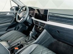 Volkswagen Tiguan L Outstanding Edition 300TSI Automatic FWD Dragon Ascendant Version - photo 17