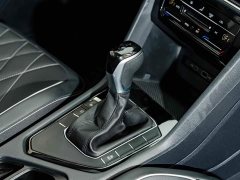 Volkswagen Tiguan L Outstanding Edition 300TSI Automatic FWD Dragon Ascendant Version - photo 18