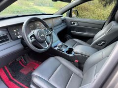 Li Auto ONE Extended Range 6-Seater - ფოტო 8