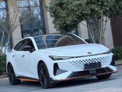 Changan UNI-V 1.5T 500Bar Luxury Sport Edition - фото 2