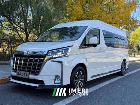 2025 Toyota HIACE 3.5L Automatic