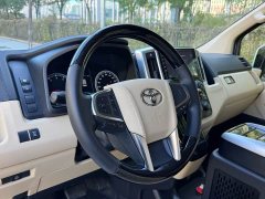 Toyota HIACE 3.5L Automatic - ფოტო 14