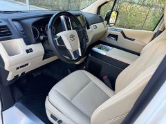 Toyota HIACE 3.5L Automatic - ფოტო 15