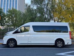 Toyota HIACE 3.5L Automatic - ფოტო 4
