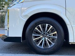 Toyota HIACE 3.5L Automatic - ფოტო 6