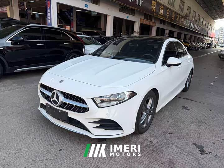 Mercedes-Benz A-Class Facelift A 180 L Sport Sedan