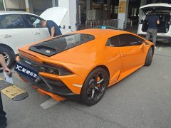 Lamborghini Huracán EVO RWD - ფოტო 3