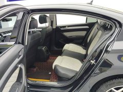 Volkswagen Magotan 2 Million Units Commemorative Edition 330TSI DSG Luxury - ფოტო 11