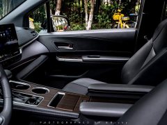 Toyota Sienna 2.5L Hybrid AWD Luxury - ფოტო 7