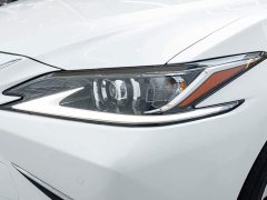 Lexus ES 200 Excellence Edition - ფოტო 8