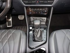 Volkswagen Tiguan L 330TSI Automatic FWD R-Line Comfort Edition - photo 15