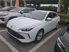 SAIC MG i5 1.5L CVT Luxury - фото 1