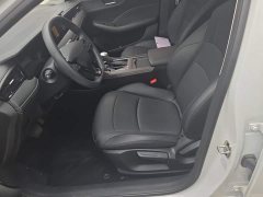 SAIC MG i5 1.5L CVT Luxury - фото 9
