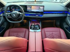 BMW 5 Series 530Li Premier Luxury Package - фото 16