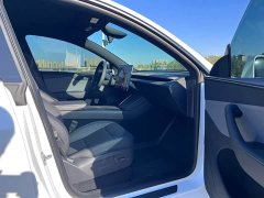Tesla Model Y Long Range Rear-Wheel Drive - ფოტო 11