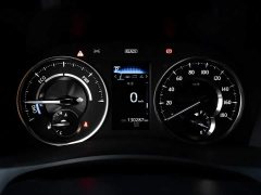 Lexus LM 300h Four-Seat Royal Edition - photo 13