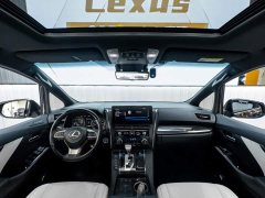 Lexus LM 300h Four-Seat Royal Edition - photo 14