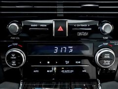 Lexus LM 300h Four-Seat Royal Edition - photo 18