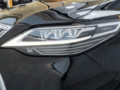 Lexus LM 300h Four-Seat Royal Edition - photo 8