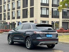 Lincoln Explorer 2.0T AWD Elite - ფოტო 6