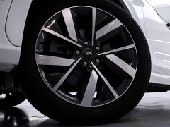 Li Auto L7 Pro - ფოტო 19