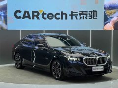 BMW 5 Series 525Li M Sport Package - ფოტო 3