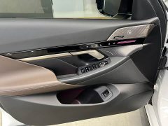 BMW 5 Series 525Li M Sport Package - ფოტო 7