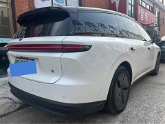 Li Auto i8 Standard Edition - фото 11