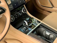 Jaguar XFL 2.0T P250 Two-Wheel Drive Premium Luxury Edition - photo 10