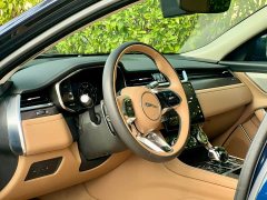 Jaguar XFL 2.0T P250 Two-Wheel Drive Premium Luxury Edition - photo 8