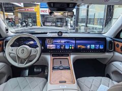AITO M9 Extended Range Ultra 6-Seater - ფოტო 8